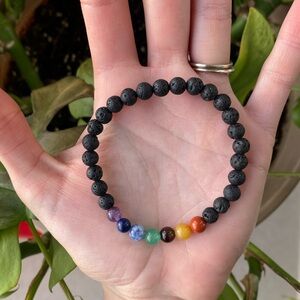 Lava Stone Seven Chakra Energy Bracelet 🖤❤️🧡💛💚🩵💙💜
